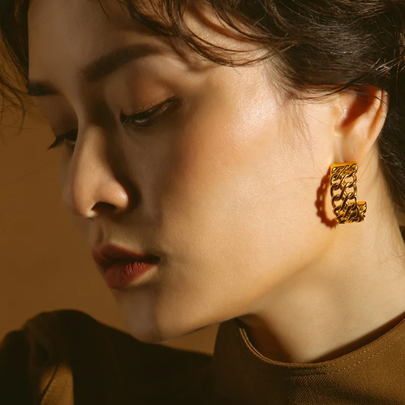 Женские серьги кольца в стиле панк TOTASALLY золотистые с отверстиями обручи Прямая