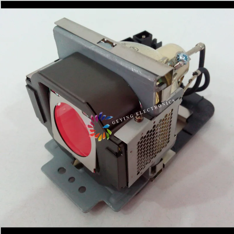 

Бесплатная доставка, Оригинальная лампа проектора с корпусом UHP300/250W 5j. J1y01.001 5j. J2a01.001 для Ben Q SP831