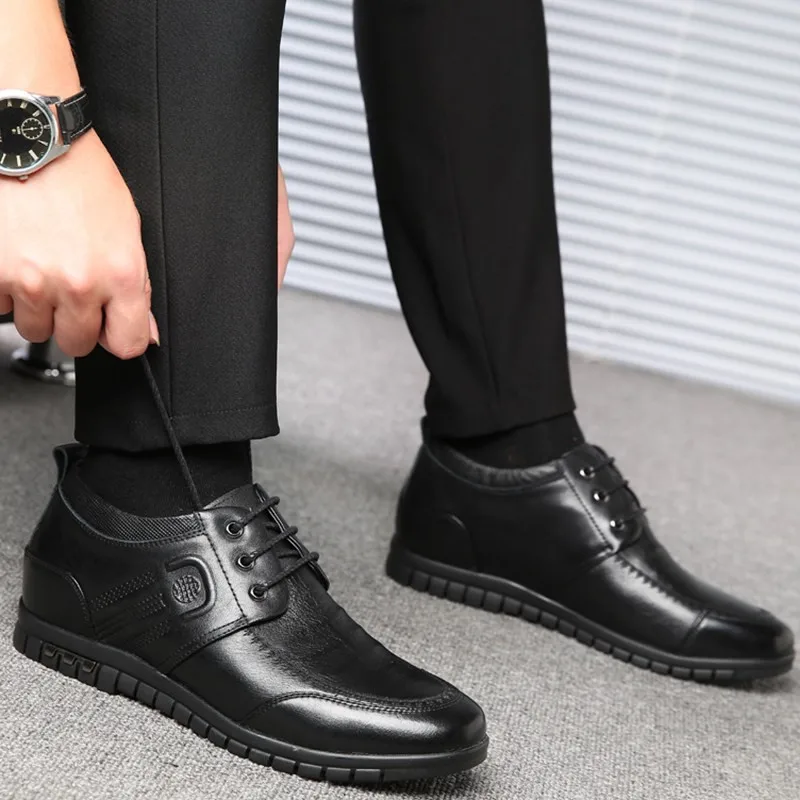 Мужские ботинки из натуральной кожи на шнуровке 6 см