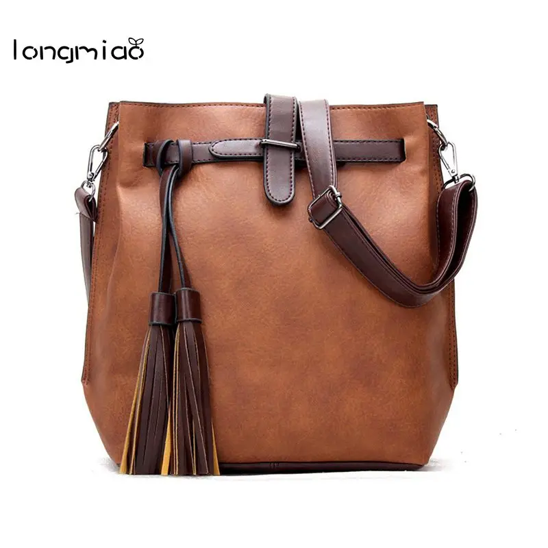 

longmiao Leather Belt Bags for Women 2017 New Style Women Cross Pattern Lock Flap Casual Tassel Zipper Small Fringe Bags