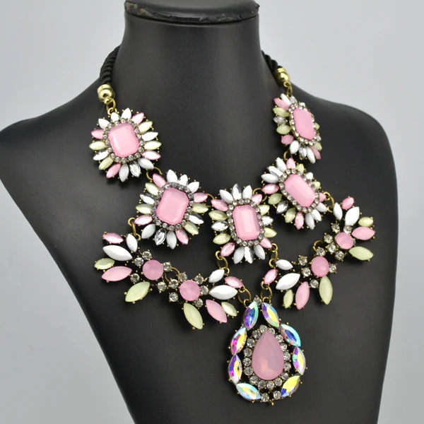 Женское акриловое ожерелье Массивное колье-чокер в индийском стиле с розовыми