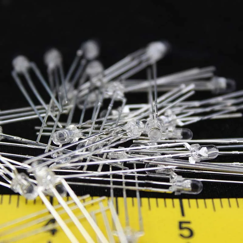 Высокое качество 20 шт СИД 3 мм круглый рассеянный красный и изумрудно зеленый