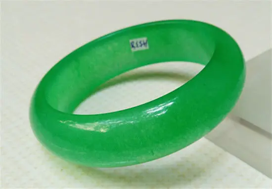 

FREE SHIPPING>>>@@ NEW 100% NATURAL GREEN stone BRACELET 61MM NEW