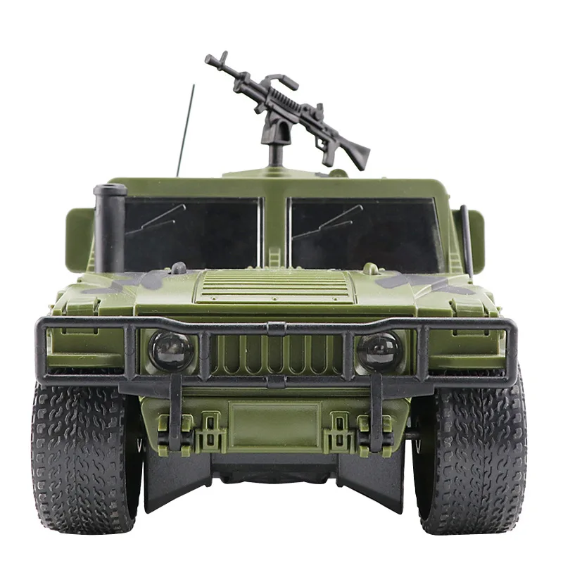 1:16 имитация инерционного военного бронированного автомобиля, пластиковая модель автомобиля, мигающая музыкальная литая под давлением детская игрушка
