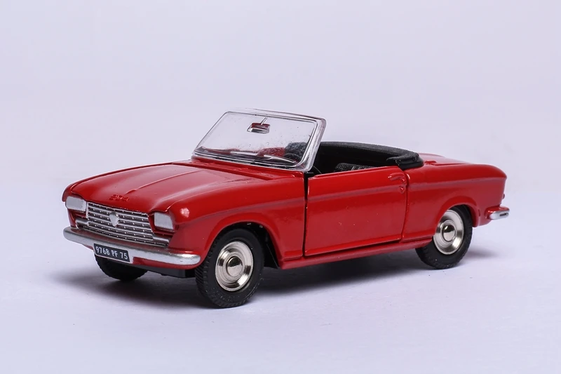 Модель автомобиля из сплава под давлением для Peugeot 1/43 Tiguan 511 DINKY TOYS 204|Наборы сборки