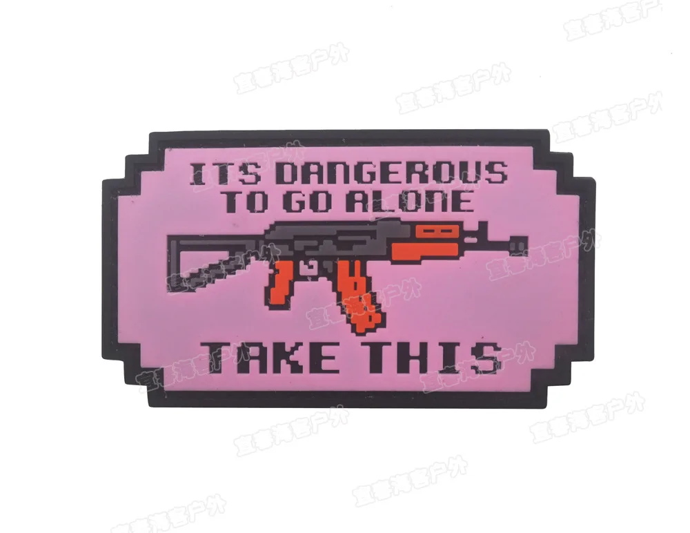 1 3d опасный Go Alone Take пистолет винтовка Боевая тактическая нашивка, значок, аппликация ПВХ Военная нашивка - Цвет: 1