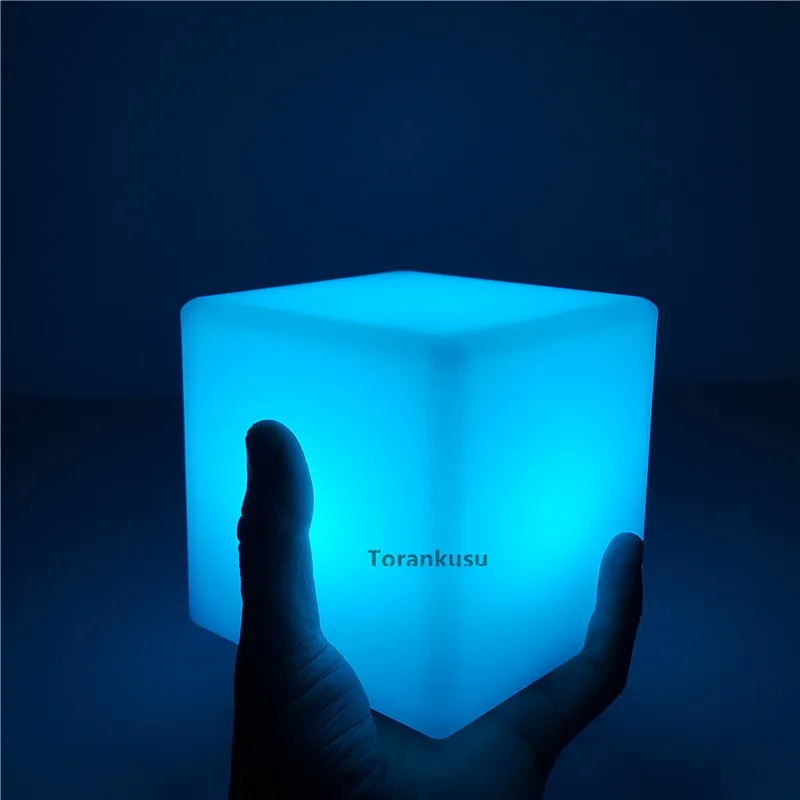 Фигурки героев Tesseract со светодиодный светкой 10x10 см|Игровые фигурки и