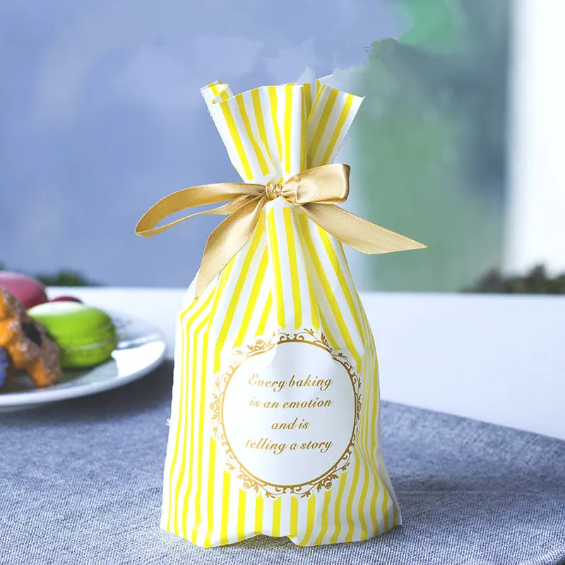 Yellow Stripe LBSISI жизнь 50/100 шт мешки для печенья, конфет Рождественский подарок сумки закуски с нугой и PE Пластик сумка-кисет День рождения свадьба - Цвет: Yellow Stripe