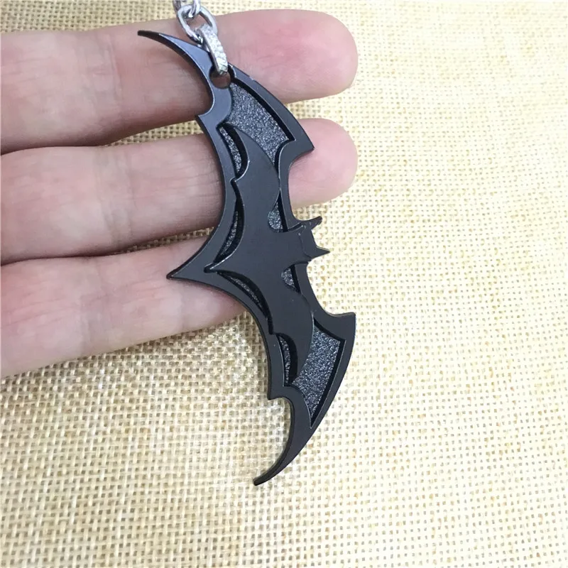 Мультфильм Комикс Супер герой Бэтмен Ключ Пряжка Arkham Knight Batarang Реплика фигурка