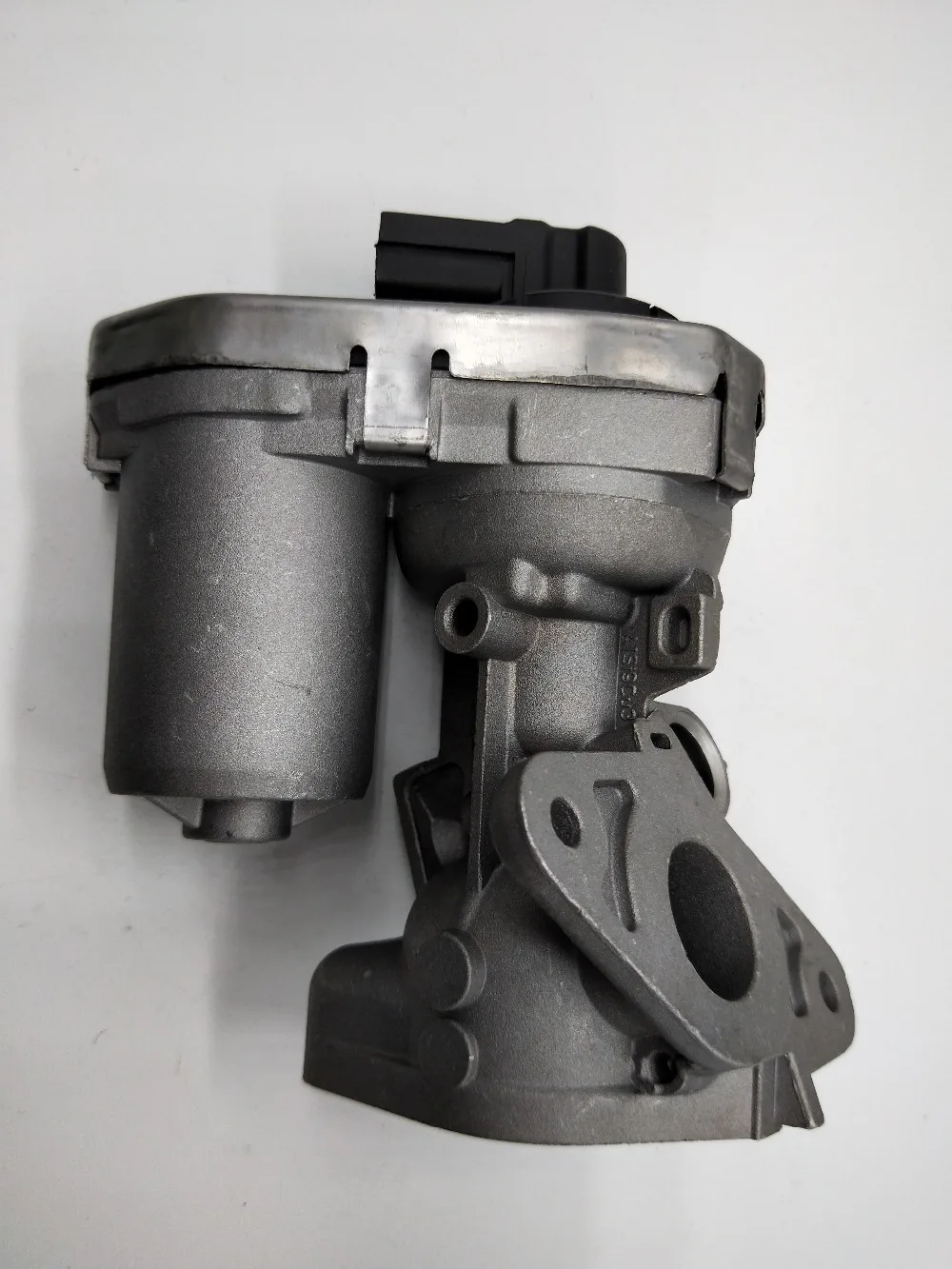 Рециркулятор выхлопного газа клапан EGR для Citroen реле C3 Jumper 1 4 16V 2 HDI 9665752480 9659694780