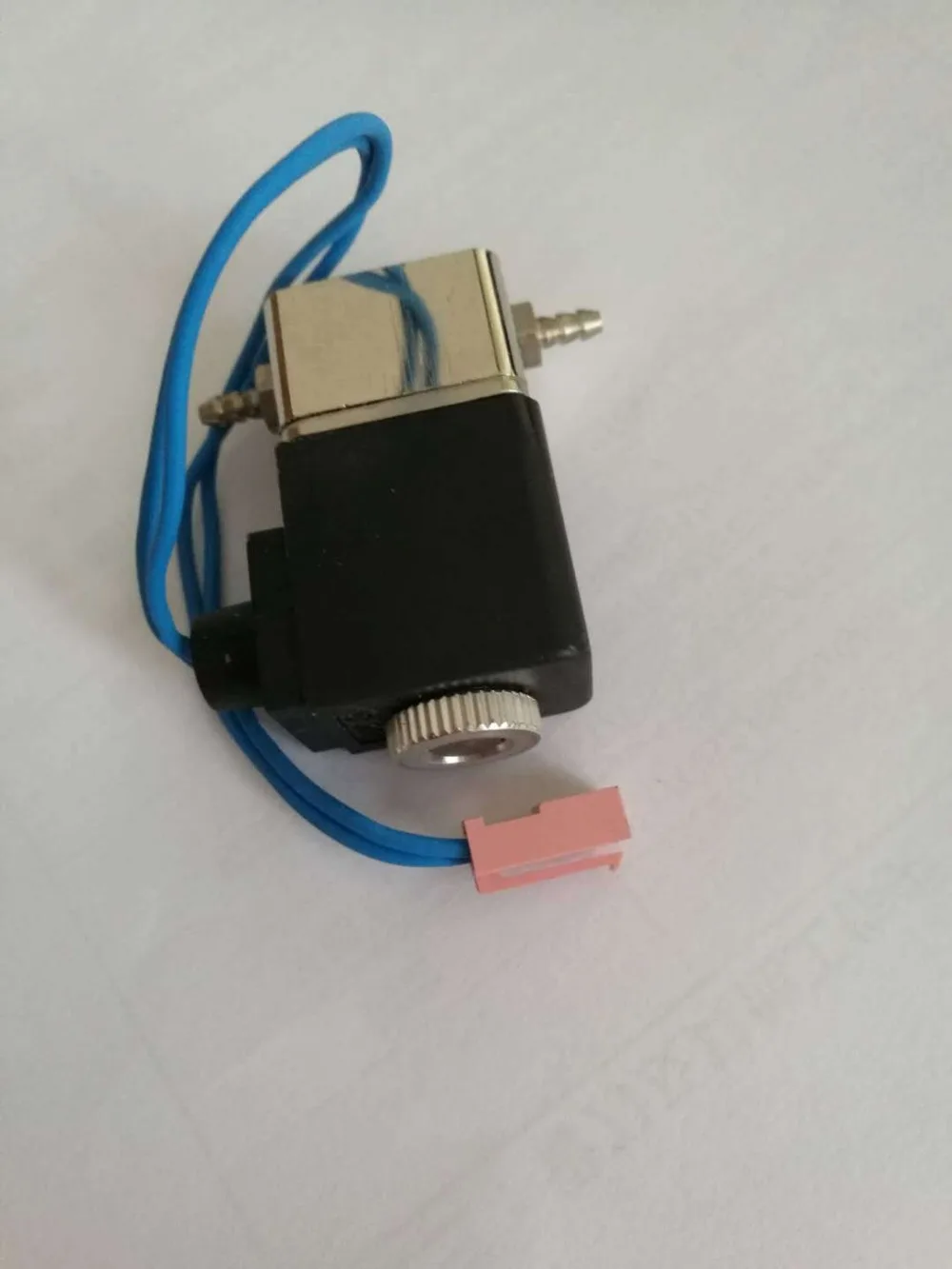 

scaler solenoid valve DC 30V magnetic valve for Dental Ultrasonic Scaler Woodpecker 3mm spare parts