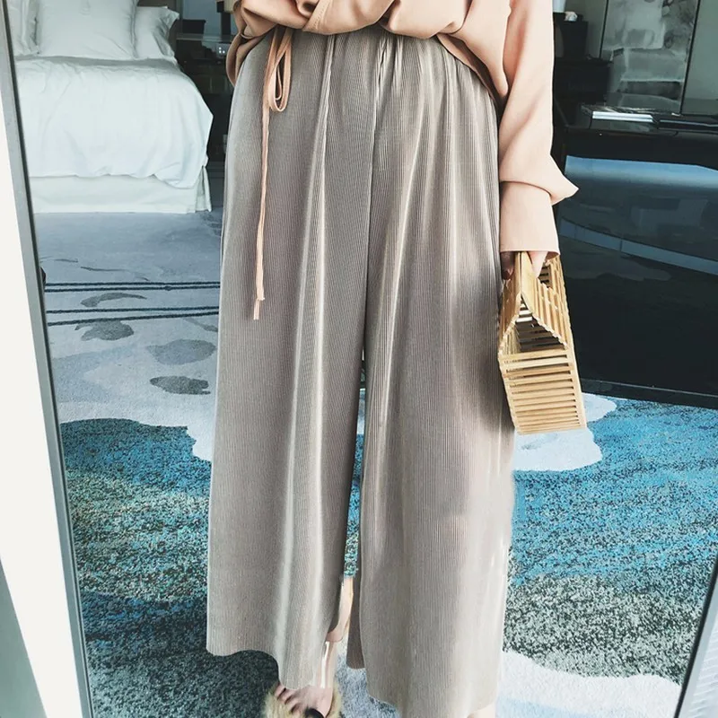 Женские широкие брюки TWOTWINSTYLE весенние с рюшами и высокой талией большие размеры