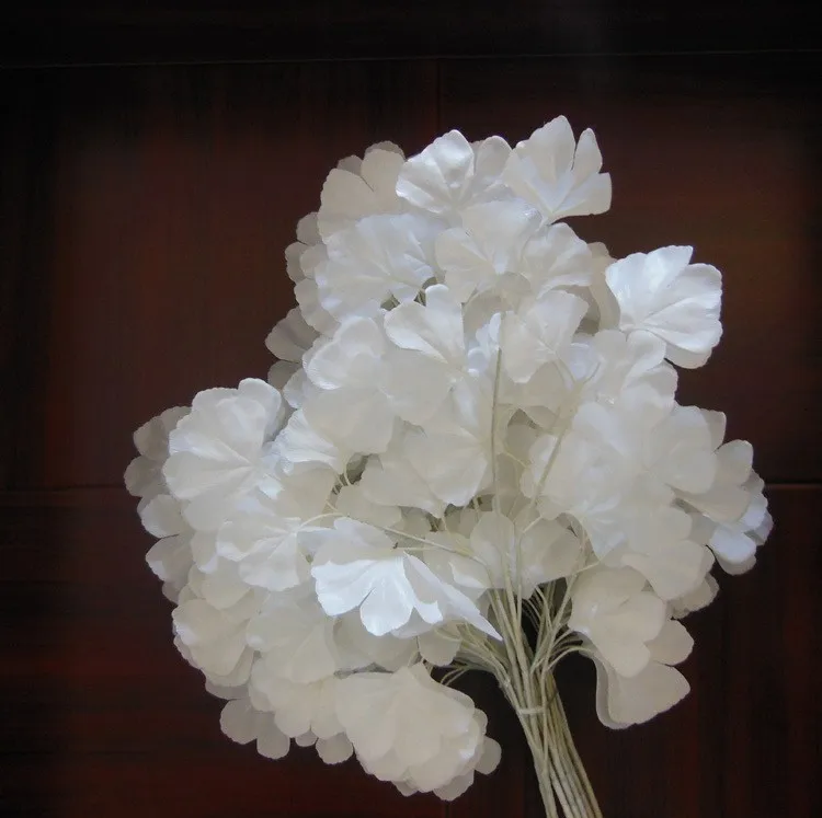 

504 Pcs New White Wedding Props Road Flower Stage Background Decoration Flower White Artificial Ginkgo Biloba White Leaves