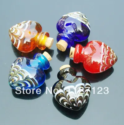 

Free shipping!!10pcs 28X25MM Murano Glass Essential Oil Vial Heart (Mixed Colors) Murano glass Essential Oil Bottle Necklace