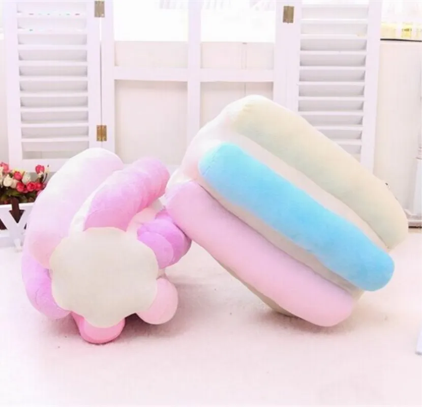 Подушка Marshmallow для рождества милое мороженое подарок девушке на день рождения