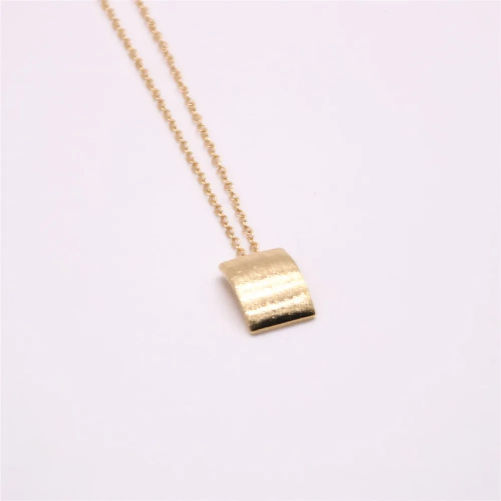 Однотонное ожерелье с квадратным кулоном для девочек женщин