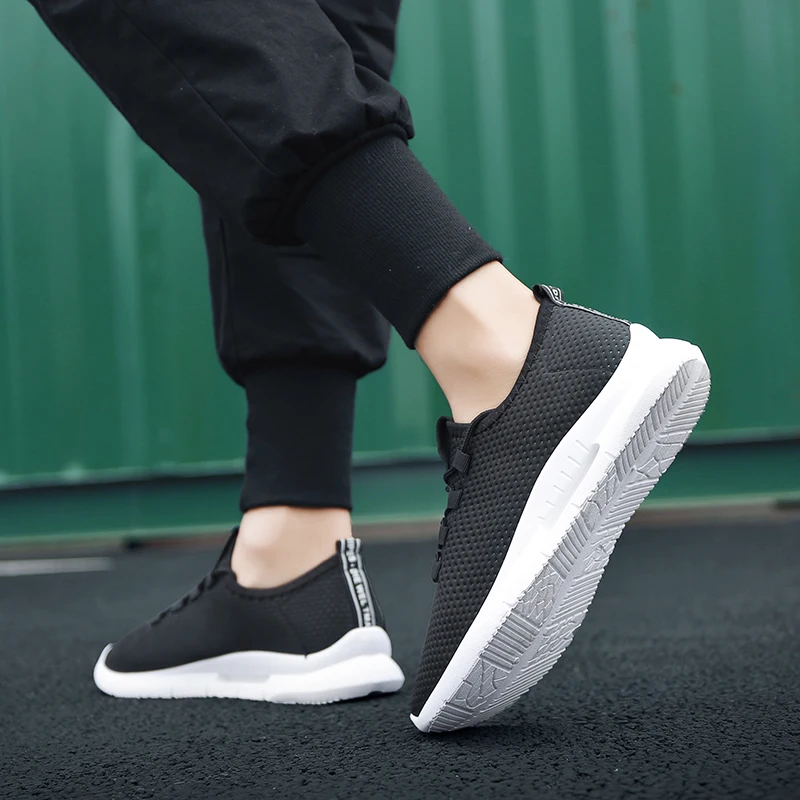 Женские белые кроссовки, дышащий ультра-светильник, обувь для бега, Женская дезодорант, дешевая спортивная обувь для женщин и мужчин, chaussures femme