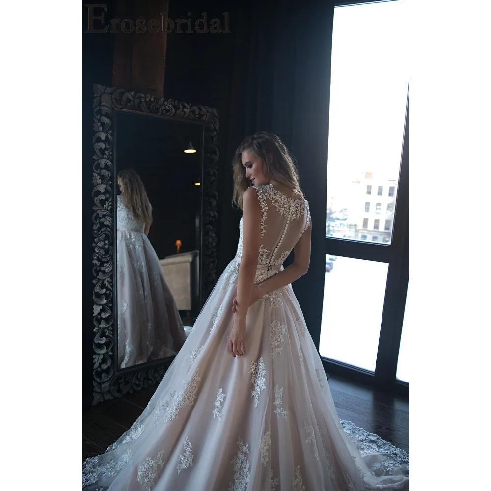 Кружевное платье Erosebridal с длинным шлейфом и кнопками на спине 2019|Свадебные