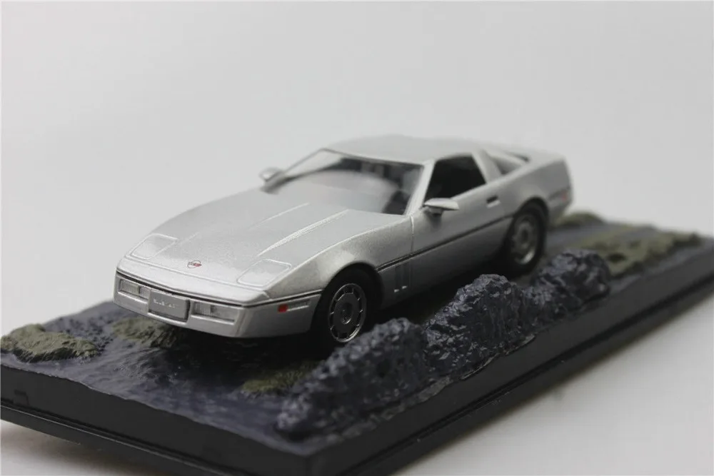 007 UH 1:43 Chevrolet Corvette вид на убийцу модели автомобилей из сплава версия для