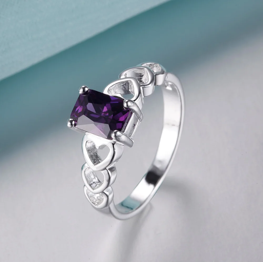 Фиолетовое циркониевое блестящее посеребренное кольцо с любовным сердцем