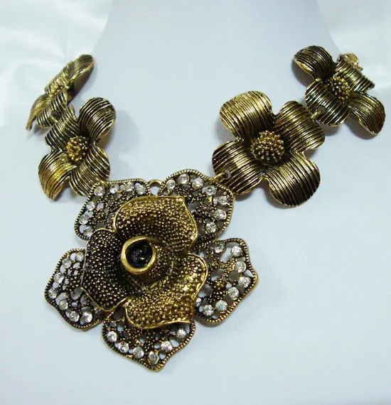 Золотая пластина в стиле ретро двойные розы|necklace jewelry|rhinestone necklacejewelry necklace |