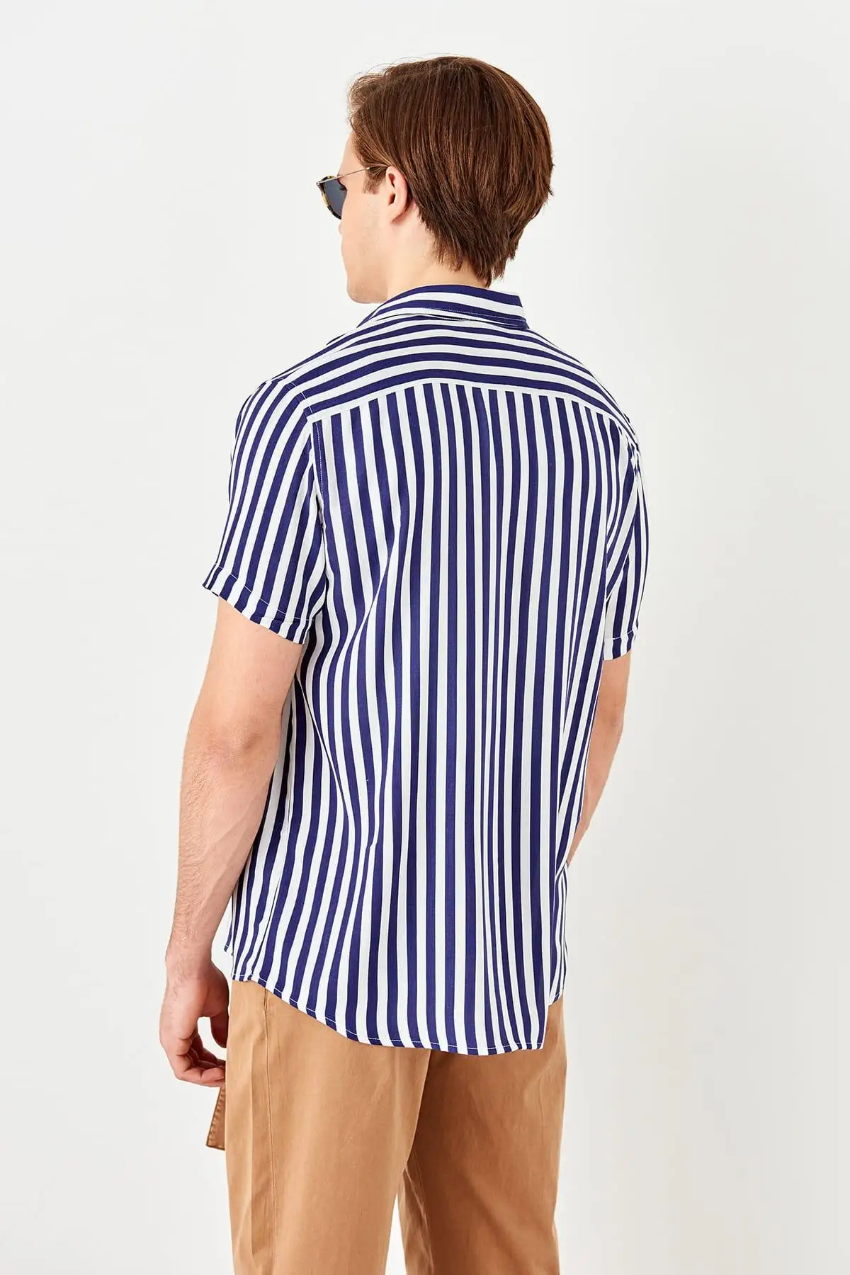 Trendyol темно-синий мужской полосатый короткий рукав Slim Fit новая рубашка TMNSS19RS0065 |