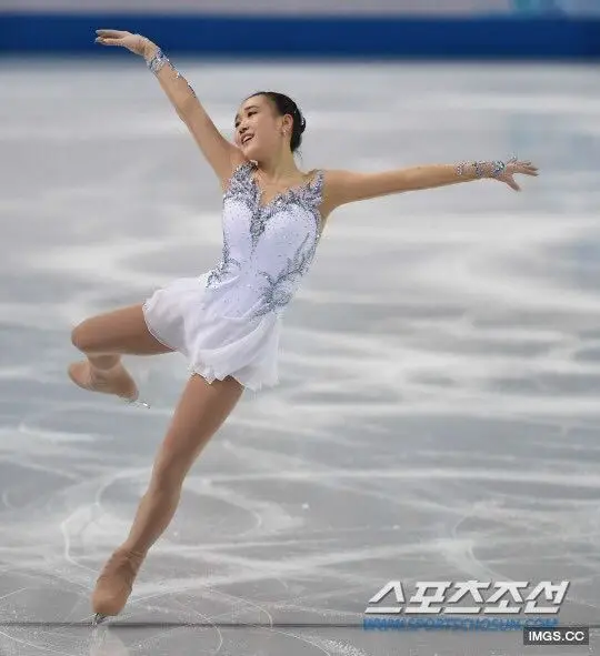Free shippingWhiteCUSTOM MADE TO FIT FIGURE ICE SKATING/ BATON/ TWIRLING COSTUMESD494 | Тематическая одежда и униформа