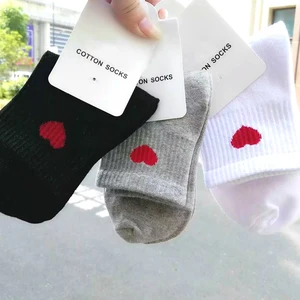 Милые простые женские носки Love Heart для колледжа, теплые удобные хлопковые милые короткие носки-лодочки с кораблем, забавные женские носки для девушек, W0045