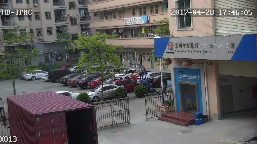 Безопасность IP 1080P интеллектуальная Плавная камера с автоматическим отслеживанием PTZ PoE 2MP 30X Zoom Onvif H.265 Starlight IR 300M Аудио частная маска