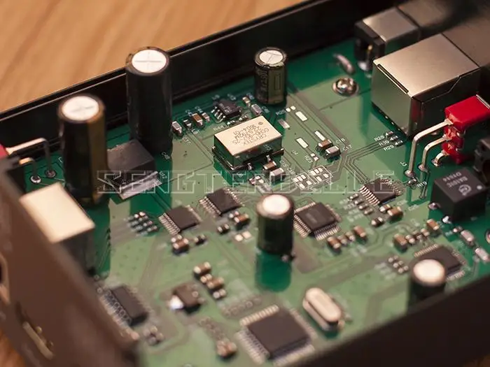 

New SRC100 DAC Up Frequency Box DSD256 PCM384 Source Output Sampling Converter