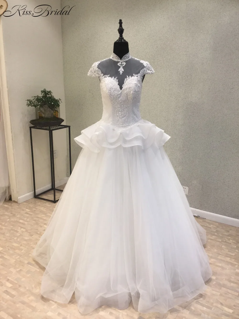 

Женское свадебное платье, элегантное бальное платье с высоким воротом и коротким рукавом, свадебные платья со шнуровкой сзади, 2020