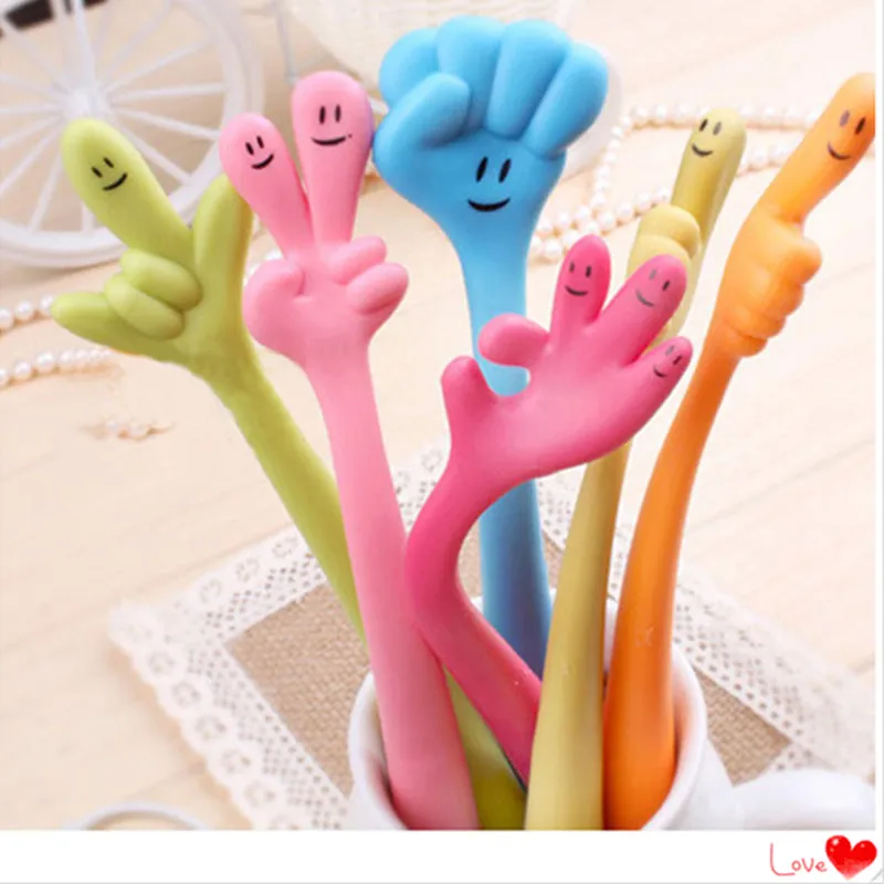 Смешно студент милые Повседневное изгиб жестом улыбкой лицо пера руку игрушка