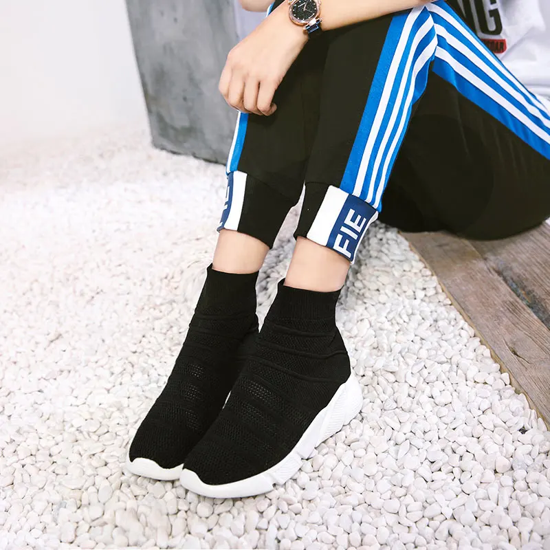 Черный MWY Socks/обувь на плоской подошве; женские кроссовки из дышащего сетчатого материала; zapatillas mujer Deportiva; эластичная повседневная обувь для прогулки - Цвет: Черный