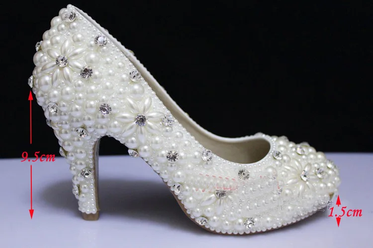 

2018 New Luxury Fashion Shoes for wedding ceremony luxury Rhinestone Pearl Wedding Bridal Shoes Women 2 Inches Heels lady shoes
