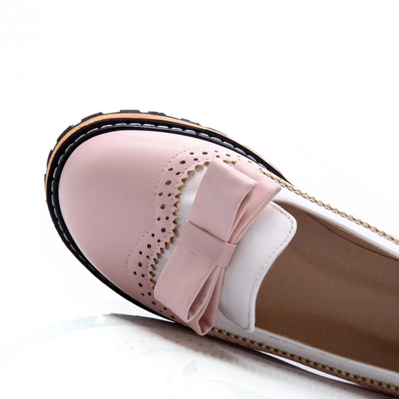HEE GRAND/лоферы с бантом женская обувь перфорацией типа броги на платформе