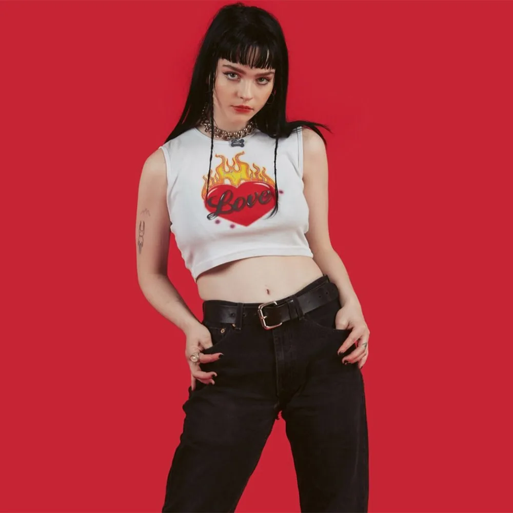 Женский укороченный топ Харадзюку Лето 2018 пламя принт красное сердце обрезанная