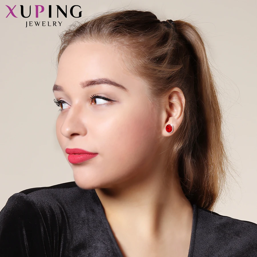 Xuping Модные женские серьги гвоздики с простыми разноцветными кристаллами