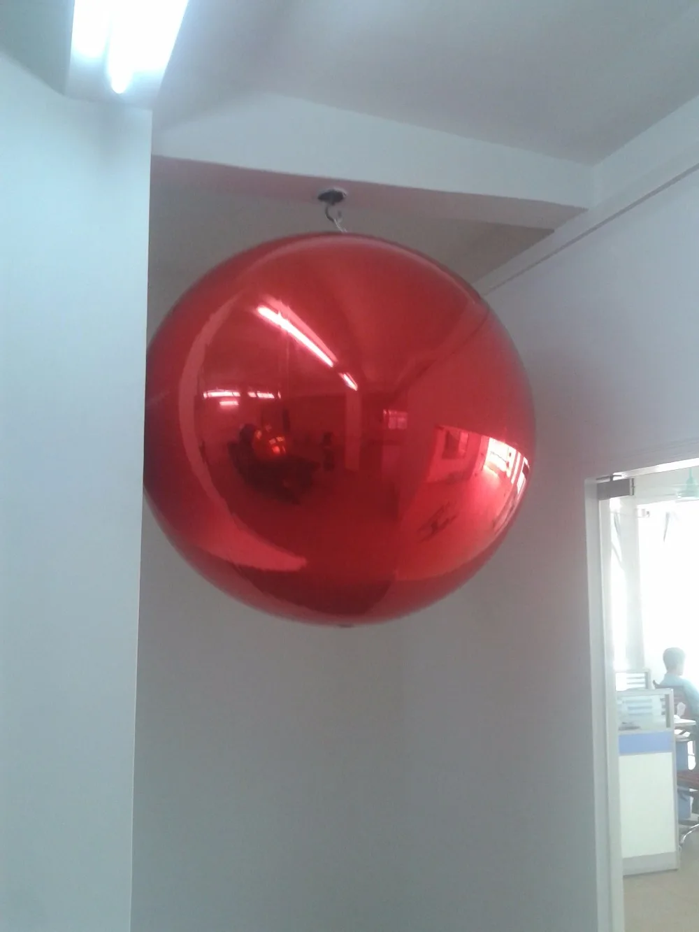 Надувной зеркальный шар из ПВХ диаметром 2 м/декоративный используемый для