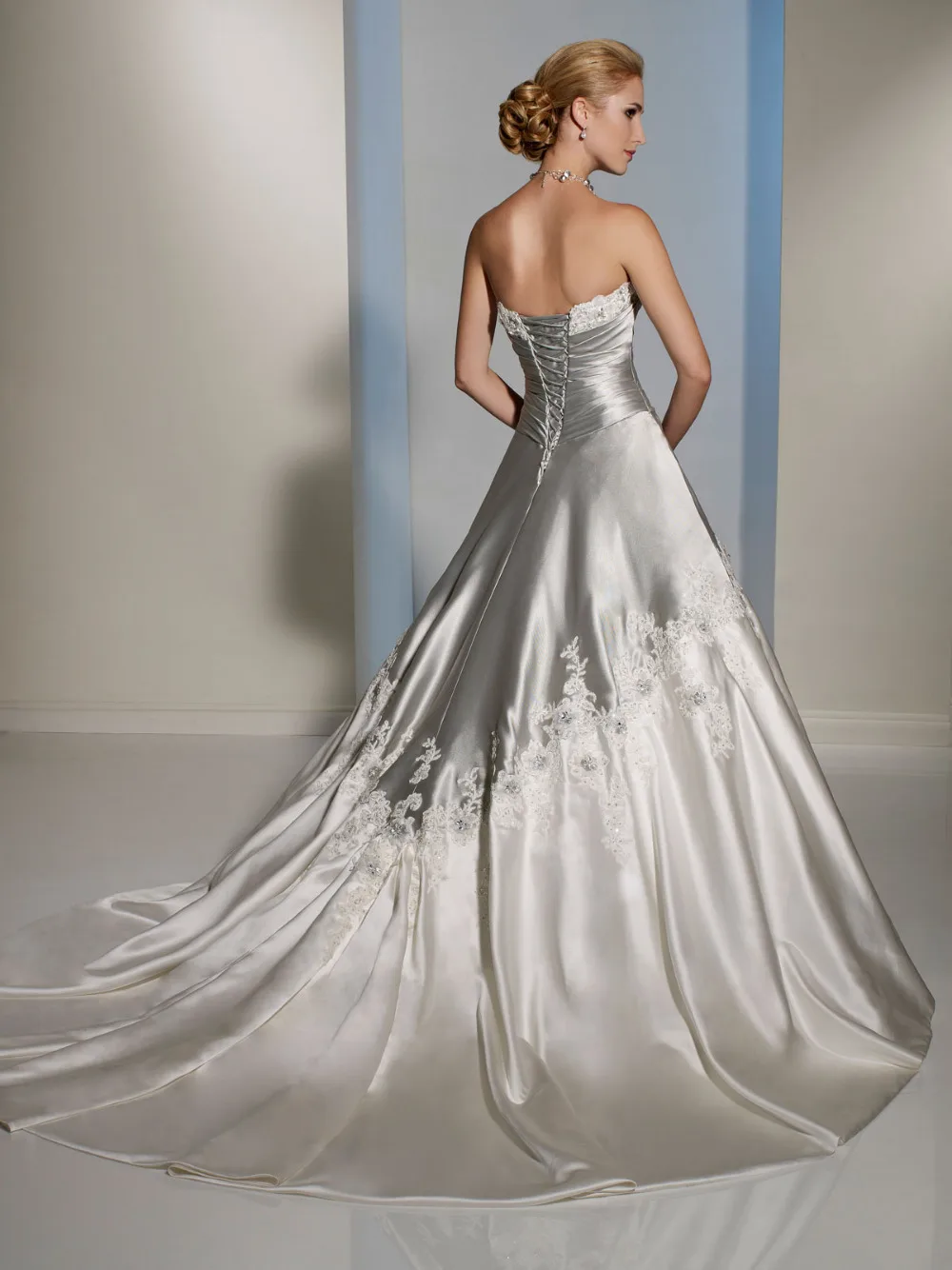 Modern Sweetheart Neckline Long Train Silver Wedding Dresses China | Свадьбы и торжества