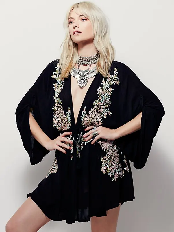 Новинка 2019 Брендовое женское летнее платье мини с V-образным вырезом и рукавами