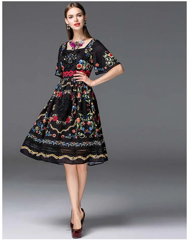 Женское платье с квадратным вырезом короткими рукавами и цветочным принтом