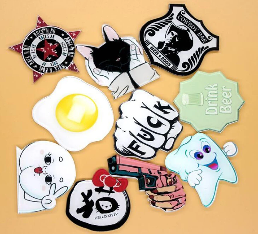 1 шт. акриловые броши в виде пистолета с забавными персонажами мультфильмов