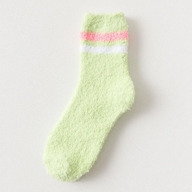 Striped green Радужные полосатые теплые женские милые зимние толстые повседневные женские носки махровые пушистые ворсистые Носки Короткие хлопковые носки женские для подарка - Цвет: Striped green