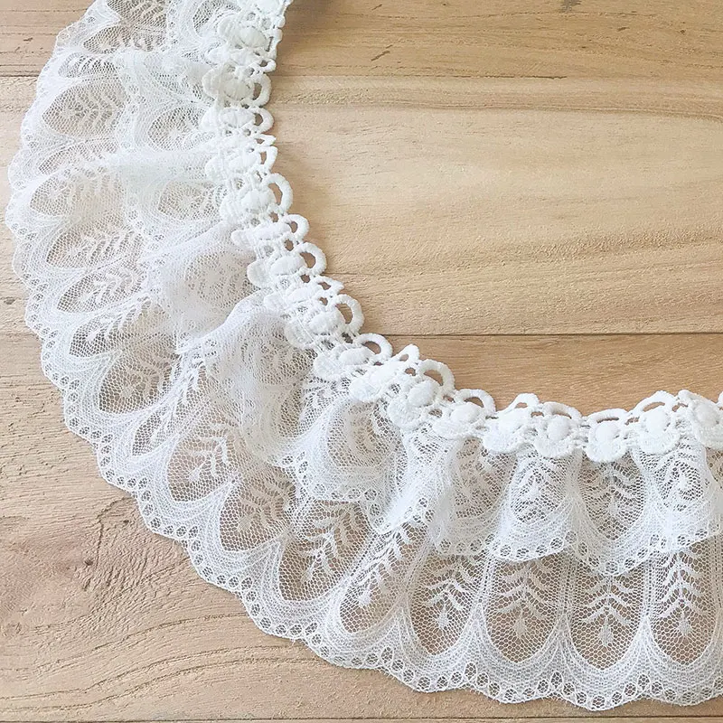 кружева складками. декор юбки свадебного платья. кружева складками. кружевные складки название. кружева складки.