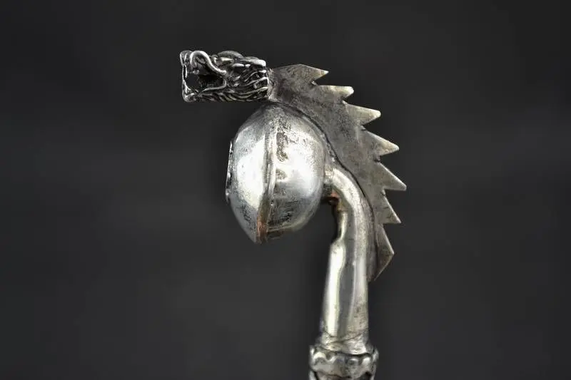 Collectible Decorated Handwork Tibet Silver Carved Dragon Smoking Pipe Tool | Дом и сад