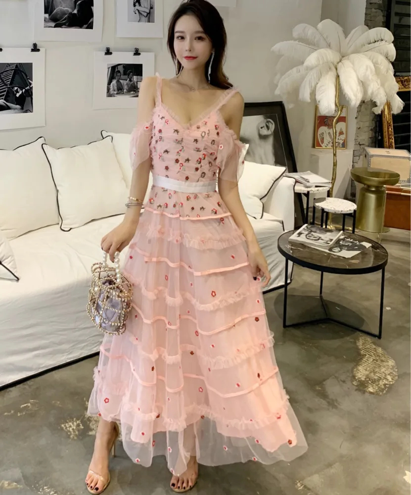 2019 летние розовые ремни многослойное платье с цветочной вышивкой и оборками