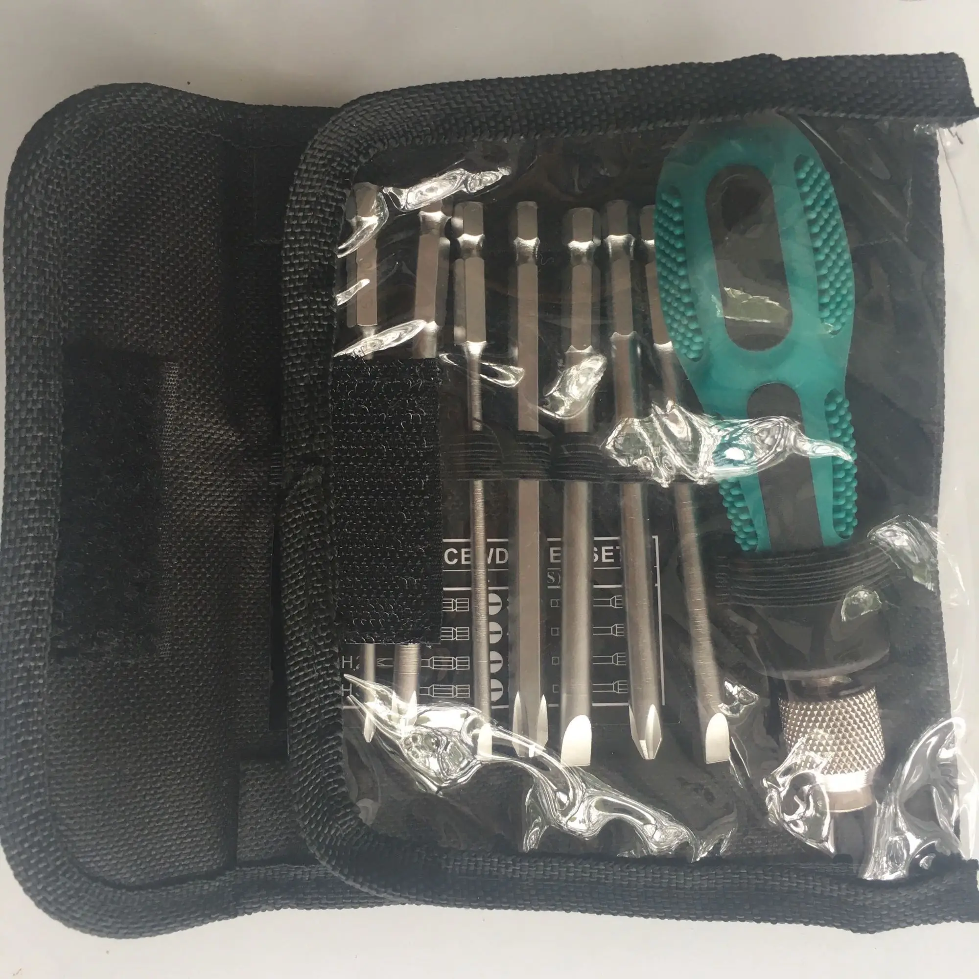 

9PCS screwdriver set Cr- V Screw Driver Destornillador chave de fenda papelaria With rubber wrapped handle and Bag