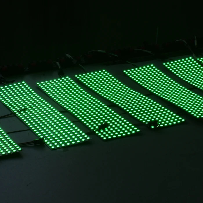 32*8 пикселей WS2812B led digital(ws2811 контролируемый ИС) светильник Размер: 320 см * 80 вход DC5V |