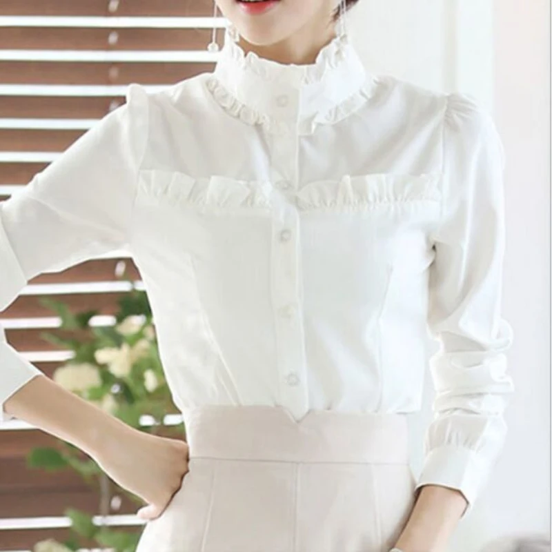 Женская офисная блузка с оборками белая Облегающая рубашка в Корейском стиле