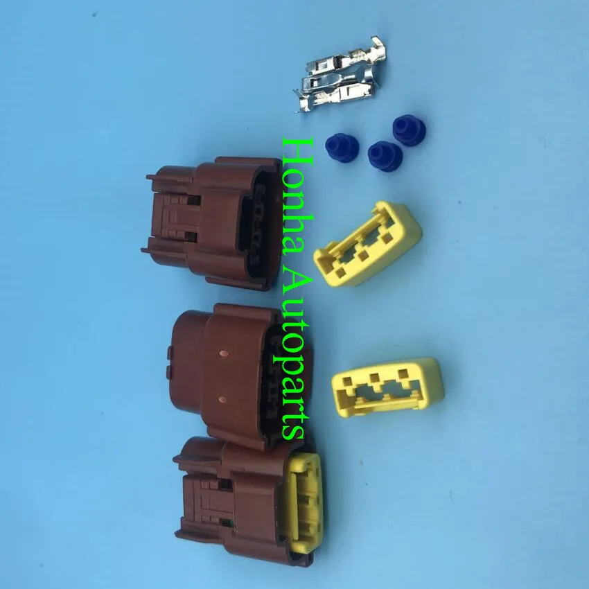 

Free shipping 5/10/20/50/100 pcs Sumitomo 3Pin Sensor Wire Connector plug Fits Renault Nissan brown color connectors 6098-0142